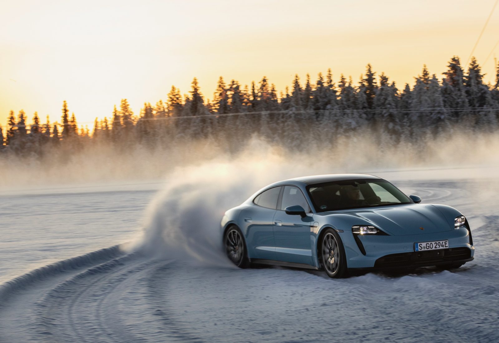 High Taycan 4S Porsche Experience Levi Finland 2019 Porsche Ag 3
